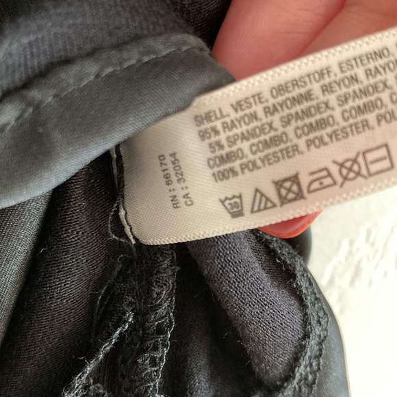 NWT Anthropologie Pure‎ + Good Scoop-neck Soft Tank Top Black XS - Picture 7 of 8